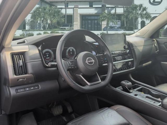 2024 Nissan Pathfinder Platinum FWD