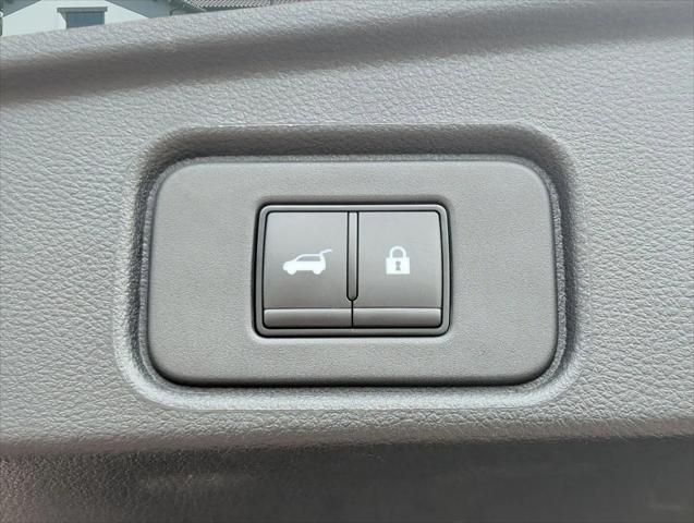 2024 Nissan Pathfinder Platinum FWD