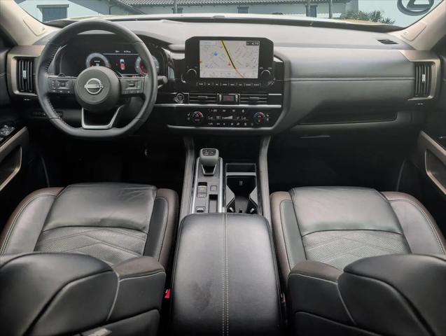 2024 Nissan Pathfinder Platinum FWD