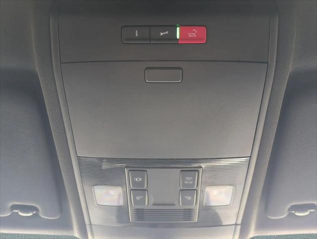 2021 Volkswagen Atlas Cross Sport 3.6L V6 SE w/Technology R-Line