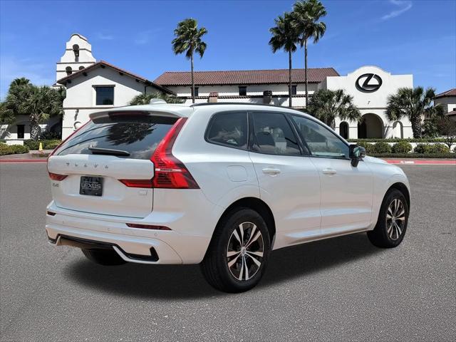 2024 Volvo XC60 Recharge T8 Core Dark Theme