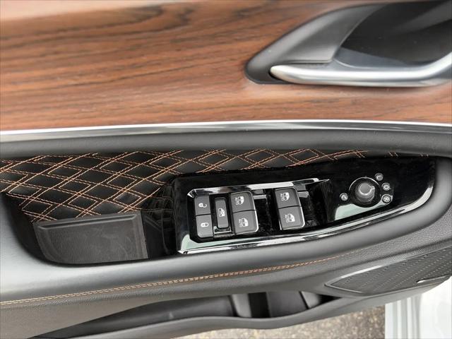 2024 Jeep Grand Cherokee L Summit 4x4