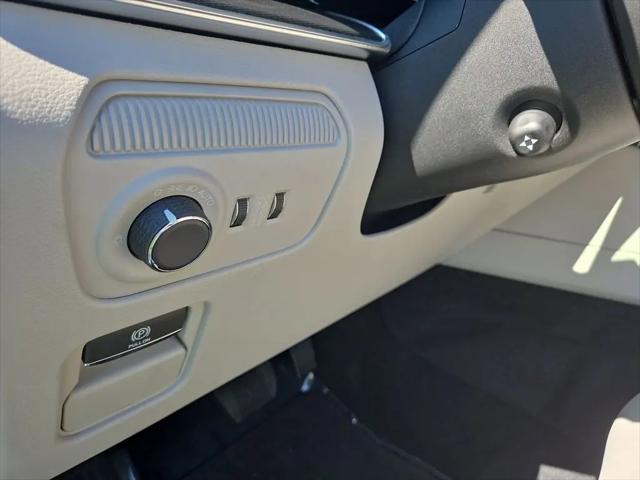 2026 Jeep Grand Wagoneer Summit Obsidian 4x4