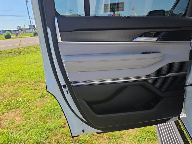 2026 Jeep Grand Wagoneer Summit Obsidian 4x4