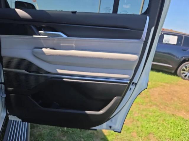 2026 Jeep Grand Wagoneer Summit Obsidian 4x4