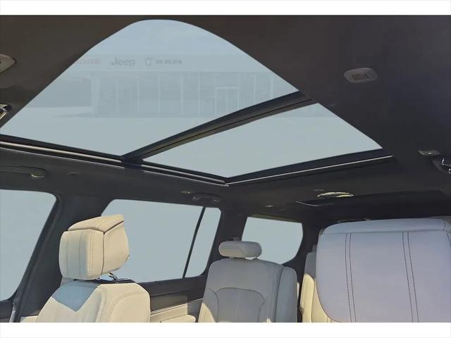 2026 Jeep Grand Wagoneer Summit Obsidian 4x4