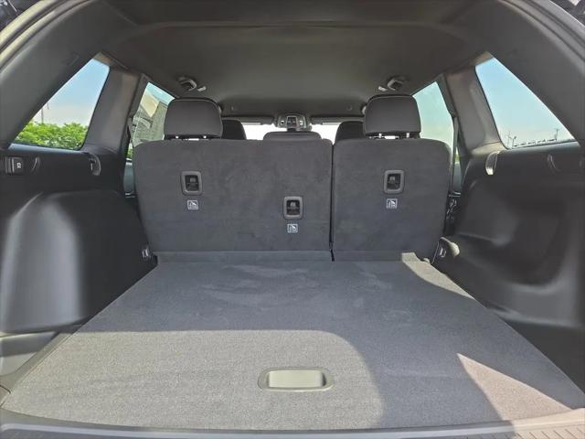 2026 Jeep Grand Cherokee Laredo 4x2