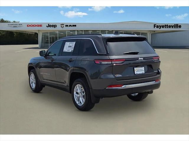 2026 Jeep Grand Cherokee Laredo 4x2
