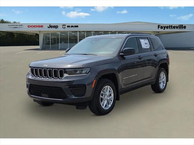 2026 Jeep Grand Cherokee Laredo 4x2