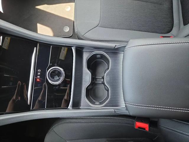 2026 Jeep Grand Cherokee Laredo 4x2