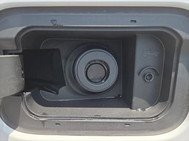 2026 Jeep Grand Cherokee Laredo 4x2