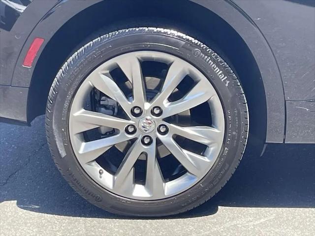 2022 Buick Envision FWD Avenir