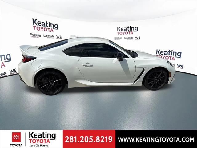 2024 Toyota GR86 Premium