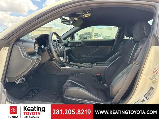 2024 Toyota GR86 Premium