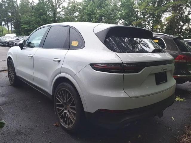 2023 Porsche Cayenne Platinum Edition