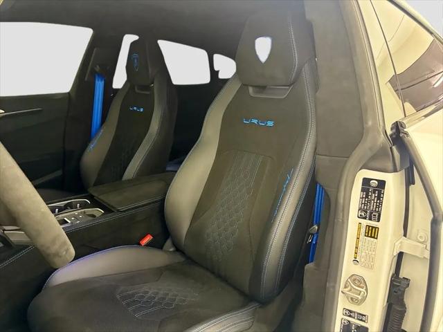 2024 Lamborghini Urus Performante