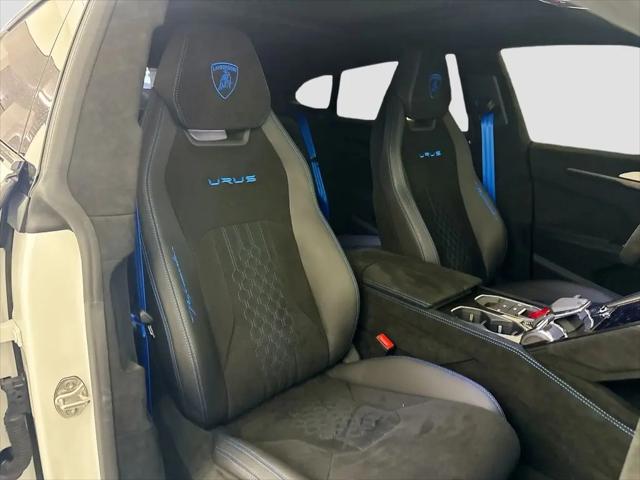 2024 Lamborghini Urus Performante