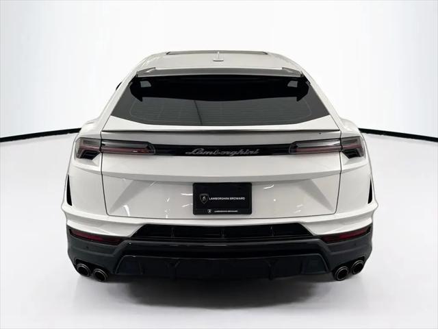 2024 Lamborghini Urus Performante