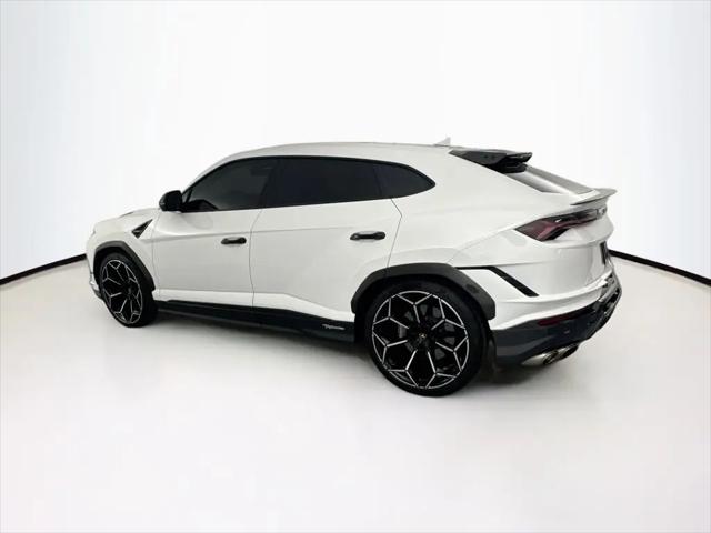 2024 Lamborghini Urus Performante