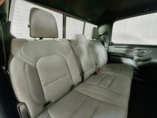 2022 Ram 1500 Big Horn Crew Cab 4x4 5'7" Box