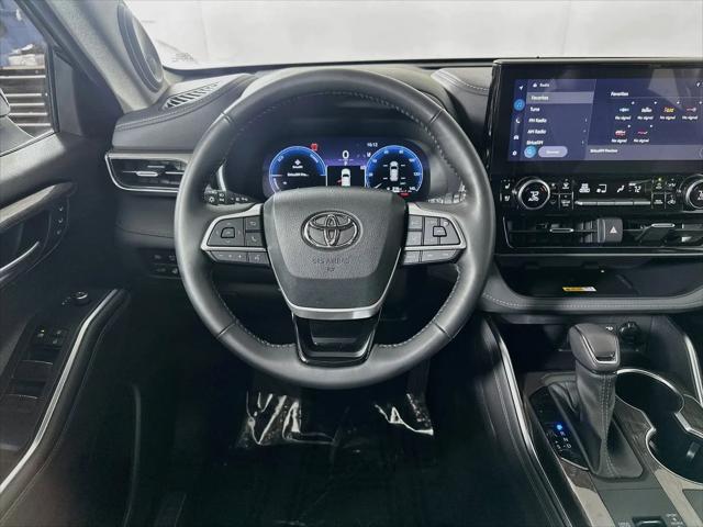 2023 Toyota Highlander Hybrid Limited