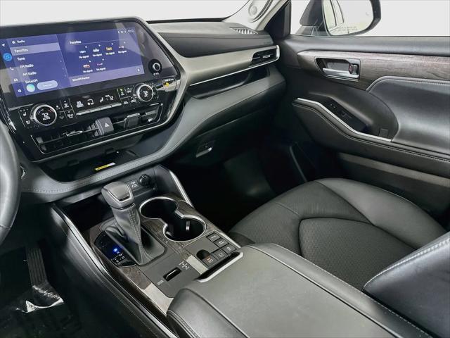 2023 Toyota Highlander Hybrid Limited