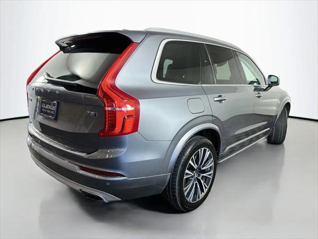 2020 Volvo XC90 T5 Momentum 7 Passenger