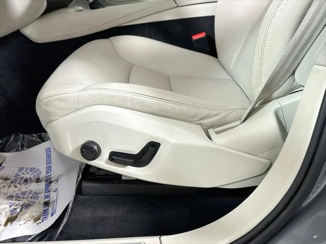 2020 Volvo XC90 T5 Momentum 7 Passenger