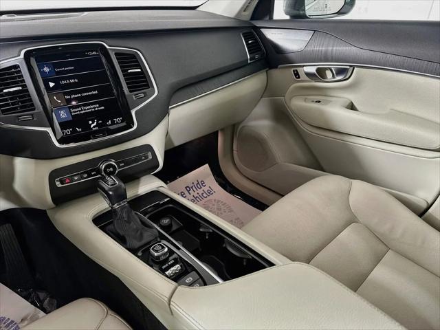 2020 Volvo XC90 T5 Momentum 7 Passenger