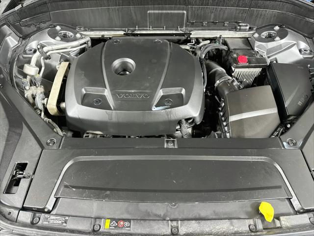 2020 Volvo XC90 T5 Momentum 7 Passenger