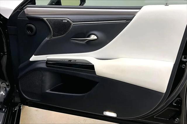 2022 Lexus ES 350 F SPORT