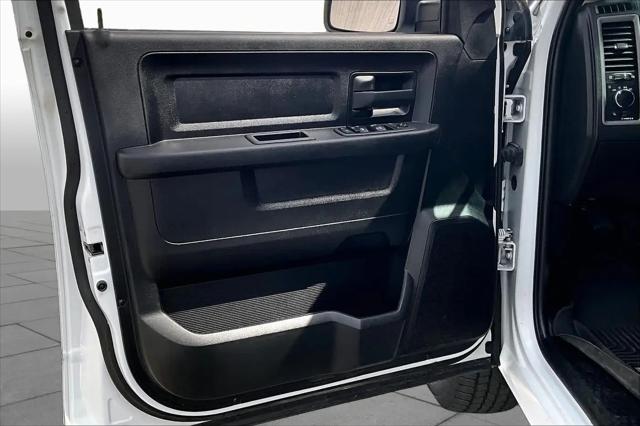 2023 Ram 1500 Classic Tradesman Crew Cab 4x4 5'7" Box
