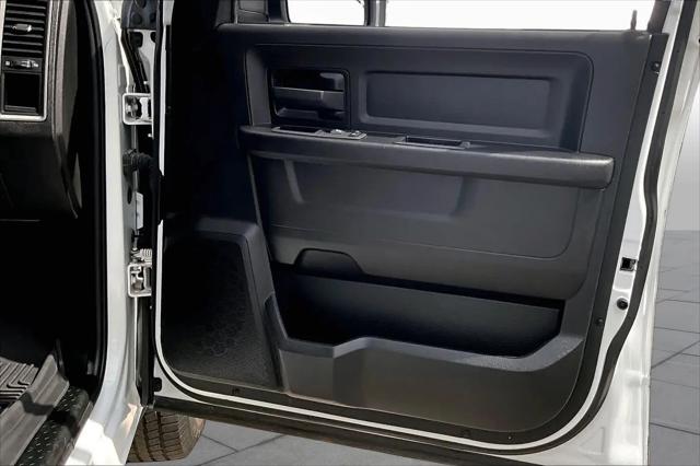 2023 Ram 1500 Classic Tradesman Crew Cab 4x4 5'7" Box