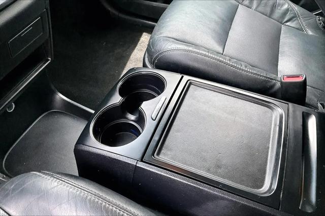 2015 Toyota Sienna SE 8 Passenger