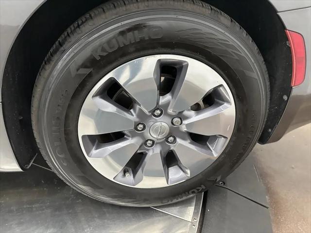 2018 Chrysler Pacifica Hybrid Limited