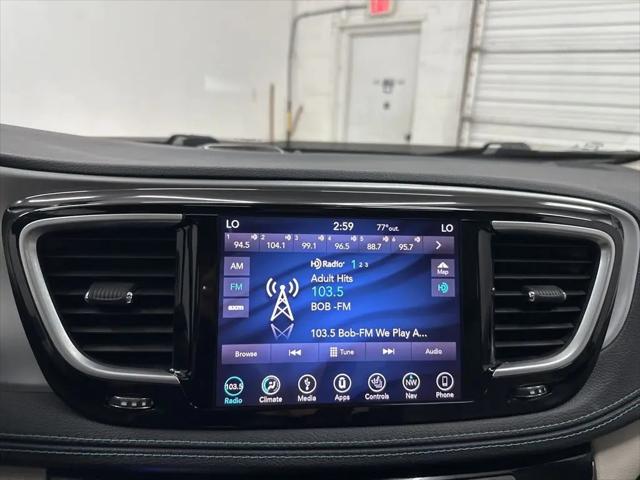 2018 Chrysler Pacifica Hybrid Limited