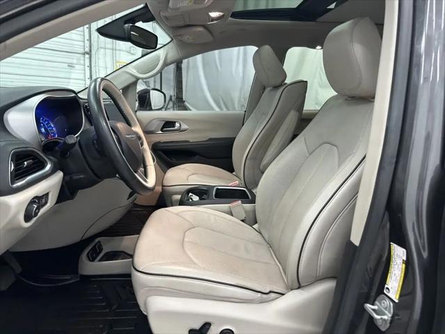 2018 Chrysler Pacifica Hybrid Limited