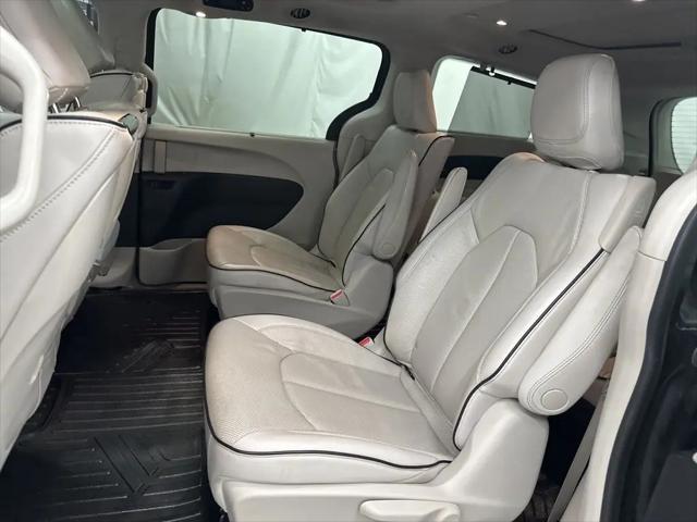 2018 Chrysler Pacifica Hybrid Limited