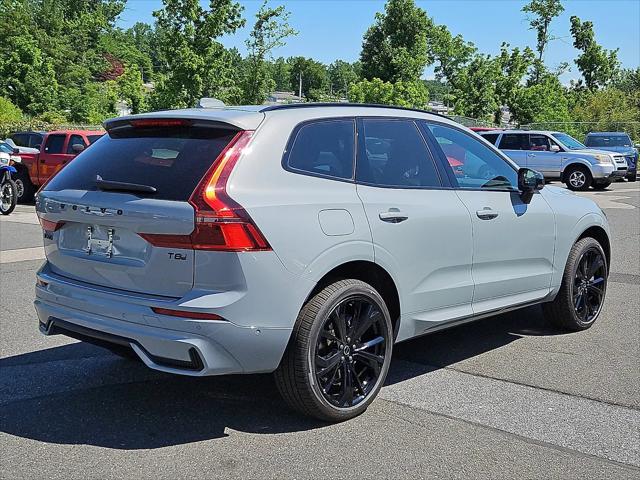 2026 Volvo XC60 Plug-In Hybrid Black Edition Ultra, T8 AWD Electric/Gasoline, Dark