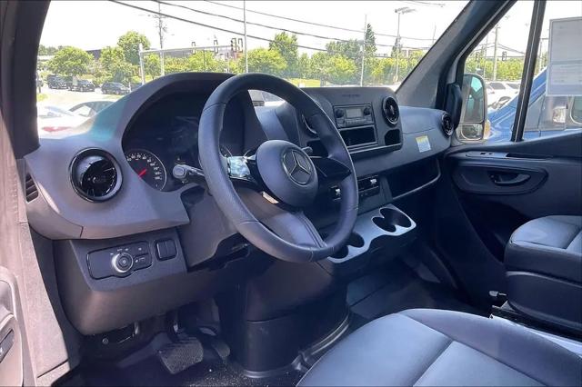 2025 Mercedes-Benz Sprinter 2500 High Roof 4-Cyl Diesel HO