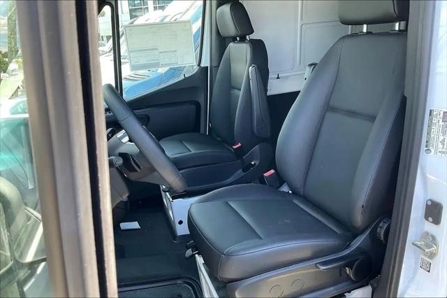2025 Mercedes-Benz Sprinter 2500 High Roof 4-Cyl Diesel HO