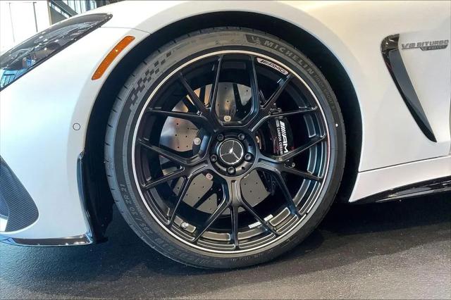 2026 Mercedes-Benz AMG GT PRO 4MATIC+