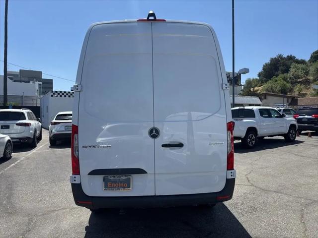 2025 Mercedes-Benz Sprinter 2500 Standard Roof 4-Cyl Diesel