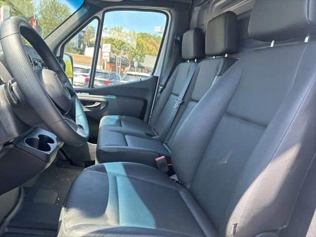 2025 Mercedes-Benz Sprinter 2500 Standard Roof 4-Cyl Diesel