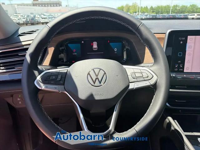 2026 Volkswagen Atlas SE with Technology