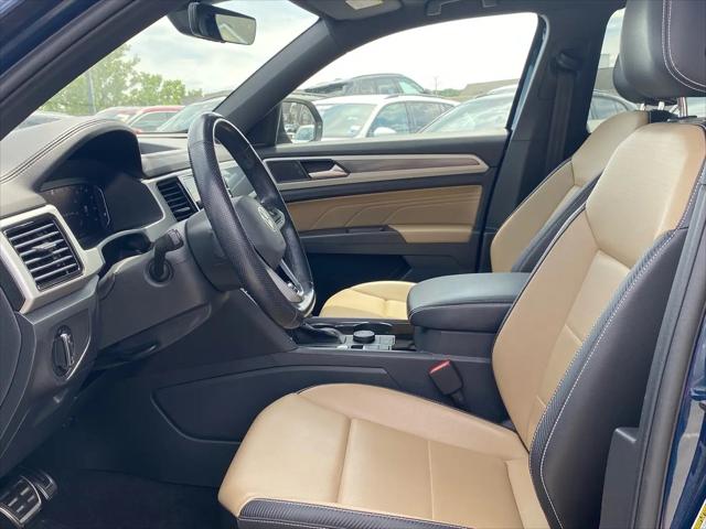 2022 Volkswagen Atlas Cross Sport 3.6L V6 SEL R-Line
