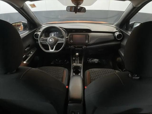 2023 Nissan Kicks SR Xtronic CVT