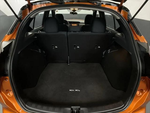 2023 Nissan Kicks SR Xtronic CVT