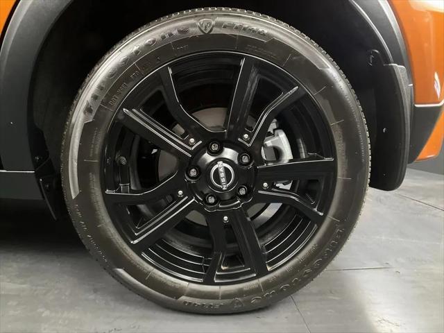 2023 Nissan Kicks SR Xtronic CVT