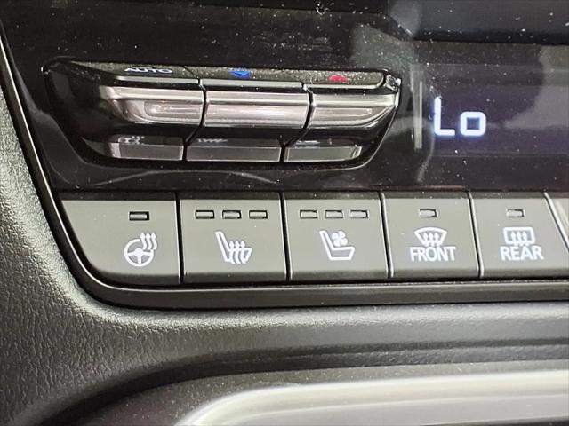 2025 Mazda X-90 3.3 Turbo Premium Plus Package